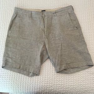 J Crew men’s 9” shorts, size 34